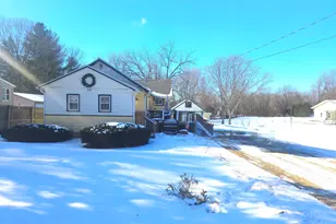 313 Westmoreland, Rockford, IL 61102 - Photo 2