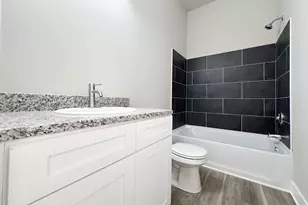 819 Kenai Ct, Roscoe, IL 61073 - Photo 10