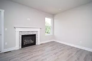 827 Kenai Ct, Roscoe, IL 61073 - Photo 8