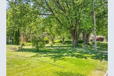 5398 Crestdale Drive, Rockford, IL 61114 - Photo 2