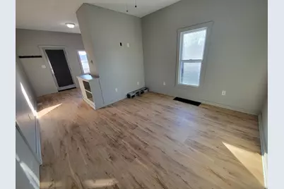 533 Deleon Street, Ottawa, IL 61350 - Photo 4