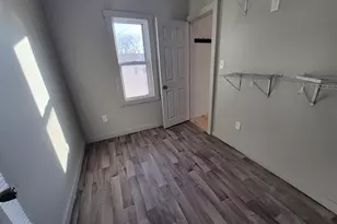 533 Deleon St, Ottawa, IL 61350 - Photo 10