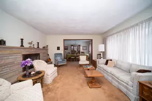 4311 Dorset Dr, Rockford, IL 61114 - Photo 2