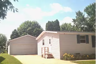 5421 Ebonywood Ln, Roscoe, IL 61073 - Photo 8