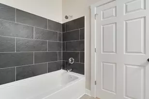 833 Kenai Ct, Roscoe, IL 61073 - Photo 18