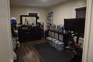 1305 Garrison Ave, Rockford, IL 61103 - Photo 8