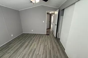 594 Park Ave, Belvidere, IL 61008 - Photo 14