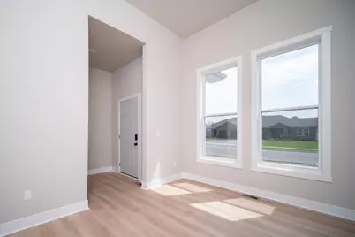 15112 Yellowstone Drive, South Beloit, IL 61080 - Photo 4