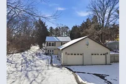 6961 Hiatt Drive, Rockford, IL 61114 - Photo 2