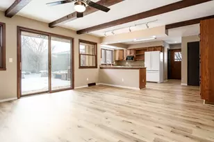 6747 Lynnhurst Ln, Roscoe, IL 61073 - Photo 18