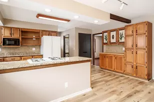 6747 Lynnhurst Ln, Roscoe, IL 61073 - Photo 26