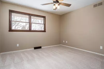 6747 Lynnhurst Lane, Roscoe, IL 61073 - Photo 36