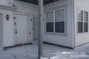 10138 Monarch Rd, Roscoe, IL 61073 - Photo 4