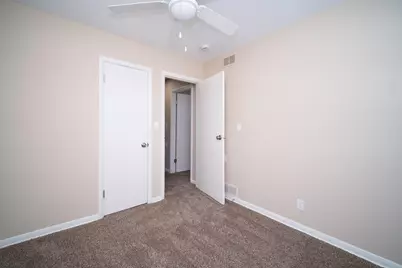 1424 Comanche, Rockford, IL 61107 - Photo 16