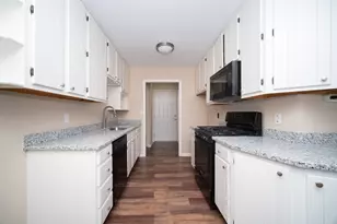 1424 Comanche, Rockford, IL 61107 - Photo 8