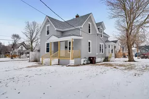 906 S 5th St, Rockford, IL 61104 - Photo 2