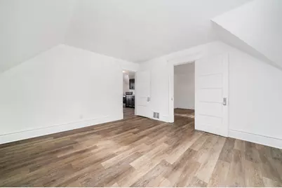 906 S 5th Street, Rockford, IL 61104 - Photo 6