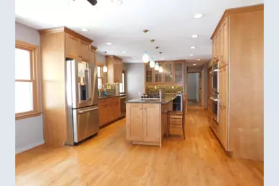 821 Tamarack Lane, Rockford, IL 61107 - Photo 8