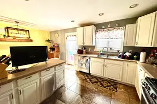 344A Cassidy Ct, Utica, IL 61373 - Photo 8