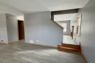 2424 Winfield Ln, Belvidere, IL 61008 - Photo 8