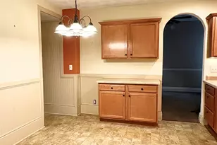 1708 Camp Ave, Rockford, IL 61103 - Photo 12