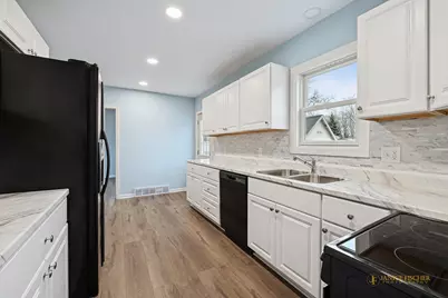 3016 7th Street, Rockford, IL 61109 - Photo 4