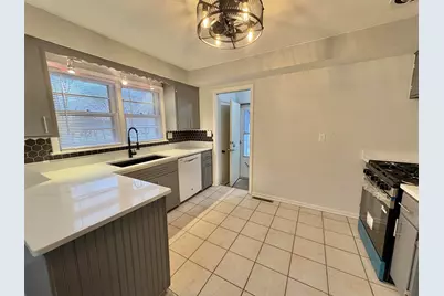 2703 18th Avenue, Rockford, IL 61108 - Photo 10