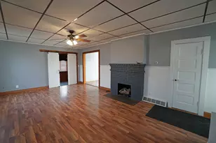 515 N Hudson, Stockton, IL 61085 - Photo 10
