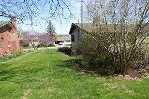 532 S Ward St, Stockton, IL 61085 - Photo 46