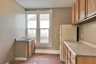 1627 7th St, Rockford, IL 61104 - Photo 4