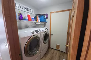 218 Edson St, Poplar Grove, IL 61065 - Photo 10