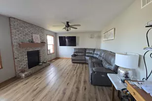 218 Edson St, Poplar Grove, IL 61065 - Photo 6