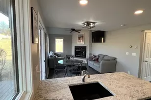 10 Farmstead Dr, Galena, IL 61036 - Photo 12