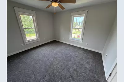 101 E Division Street, Shannon, IL 61078 - Photo 40