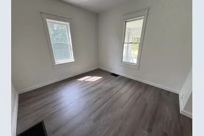 101 E Division Street, Shannon, IL 61078 - Photo 26