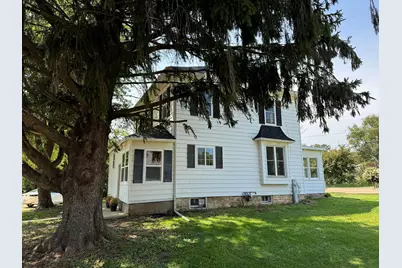 101 E Division Street, Shannon, IL 61078 - Photo 4