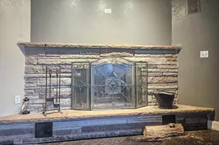 10582 Atwood Rd, Roscoe, IL 61073 - Photo 6