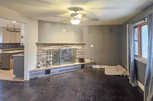 10582 Atwood Rd, Roscoe, IL 61073 - Photo 8