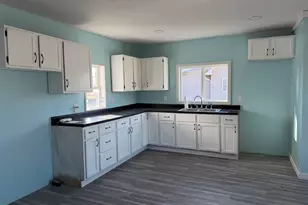129 W Main St, Amboy, IL 61310 - Photo 4
