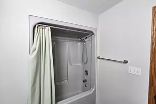 5927 Linden Rd, Rockford, IL 61108 - Photo 24