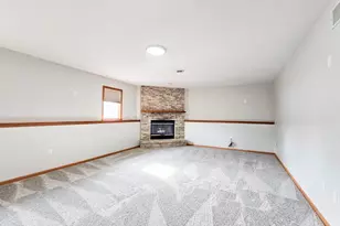 5927 Linden Rd, Rockford, IL 61108 - Photo 14