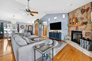 2035 Hillsdown Rd, Davis, IL 61019 - Photo 10