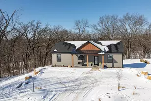 5 Blue Ridge Ct, Galena, IL 61036 - Photo 2