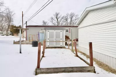 666 S Bluff #402 Street, South Beloit, IL 61080 - Photo 16