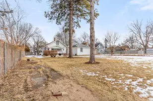 1217 Rose Ave, Rockford, IL 61104 - Photo 26