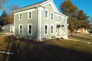 402 W Main St, Warren, IL 61087 - Photo 22