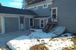 402 W Main St, Warren, IL 61087 - Photo 20