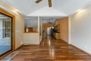 160 Nelson Pkwy, Cherry Valley, IL 61016 - Photo 10