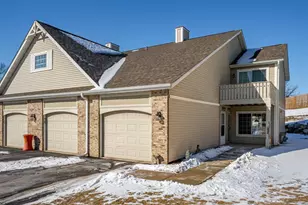 6538 Timberleaf Ct, Loves Park, IL 61111 - Photo 2