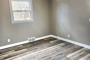 3216 N Winnebago St, Rockford, IL 61103 - Photo 8